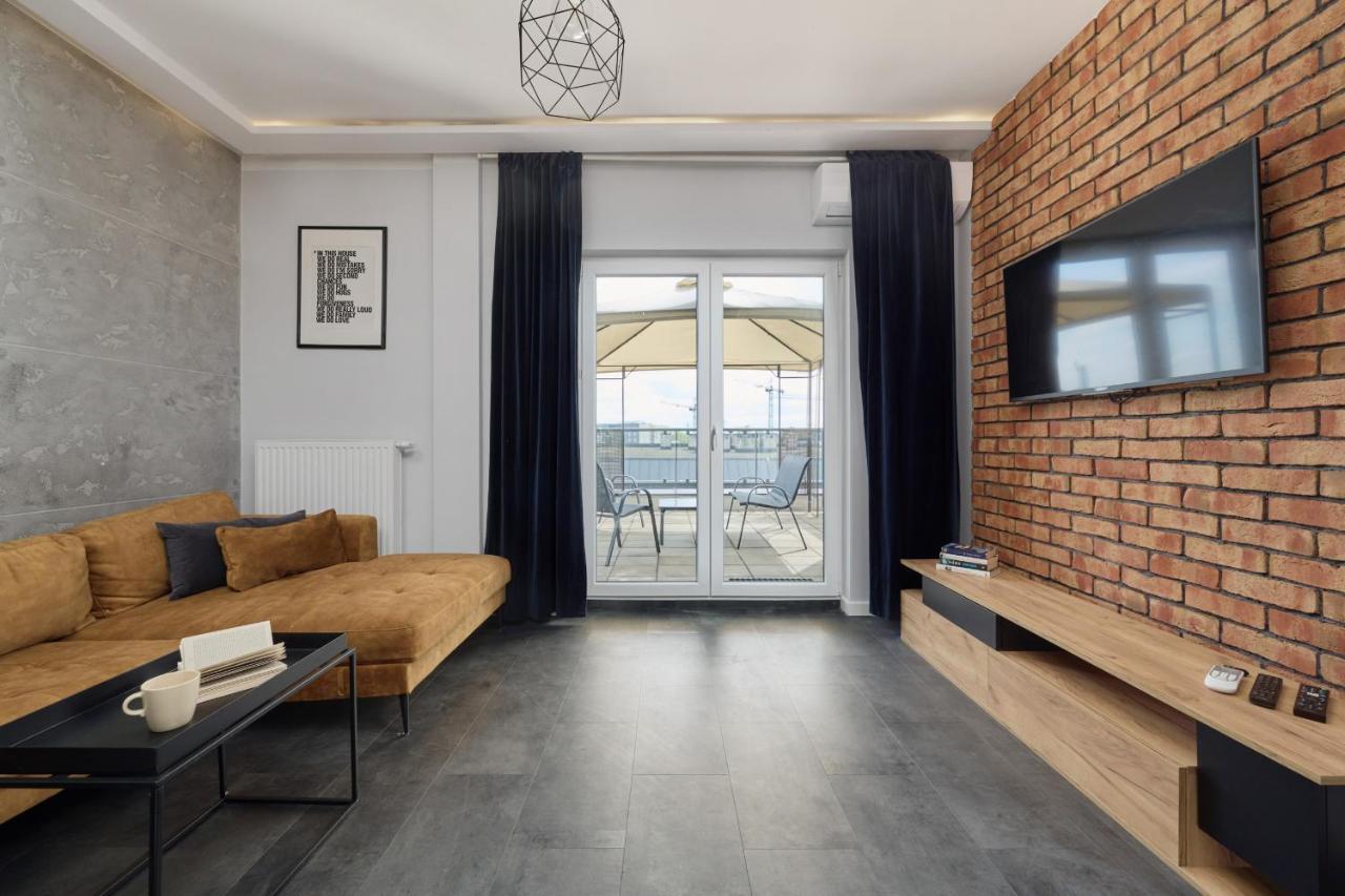 Stylish Kosciuszki Apartaments Near The Market Square With Free Garage Wroclaw By Noclegi Renters Exterior foto