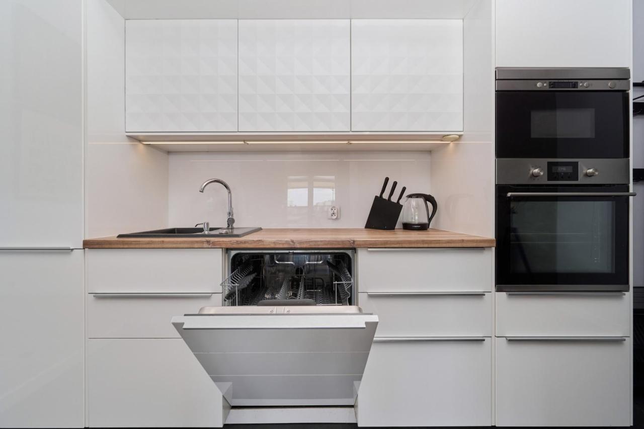 Stylish Kosciuszki Apartaments Near The Market Square With Free Garage Wroclaw By Noclegi Renters Exterior foto