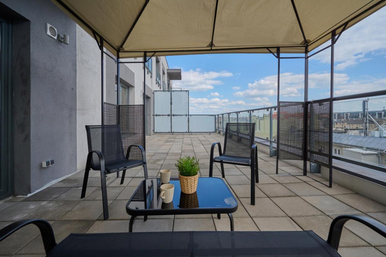 Stylish Kosciuszki Apartaments Near The Market Square With Free Garage Wroclaw By Noclegi Renters Exterior foto