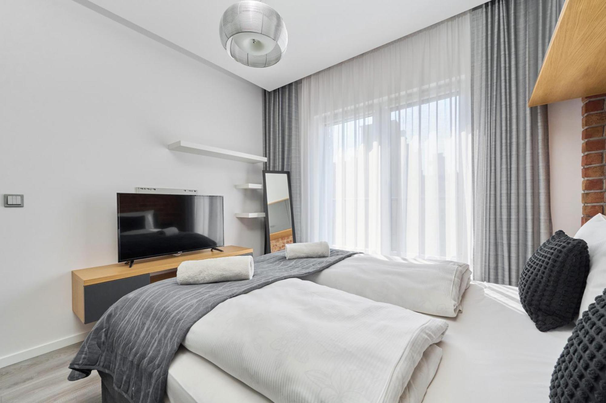 Stylish Kosciuszki Apartaments Near The Market Square With Free Garage Wroclaw By Noclegi Renters Exterior foto