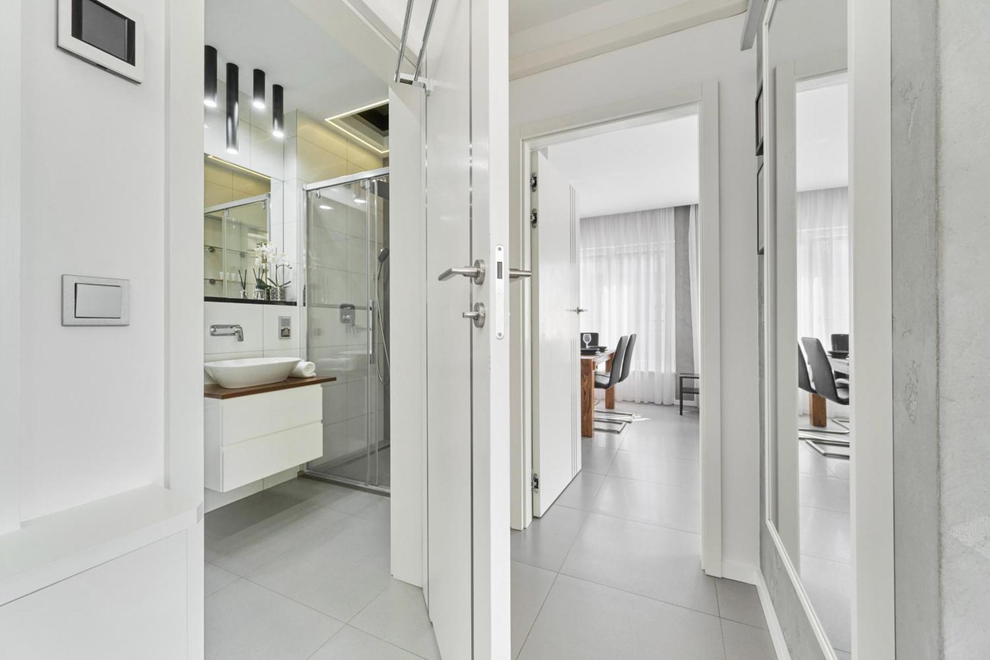Stylish Kosciuszki Apartaments Near The Market Square With Free Garage Wroclaw By Noclegi Renters Exterior foto
